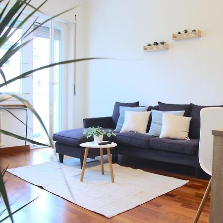 Cozy Apartment With Free Parking & Close To Lake Lugano Buitenkant foto